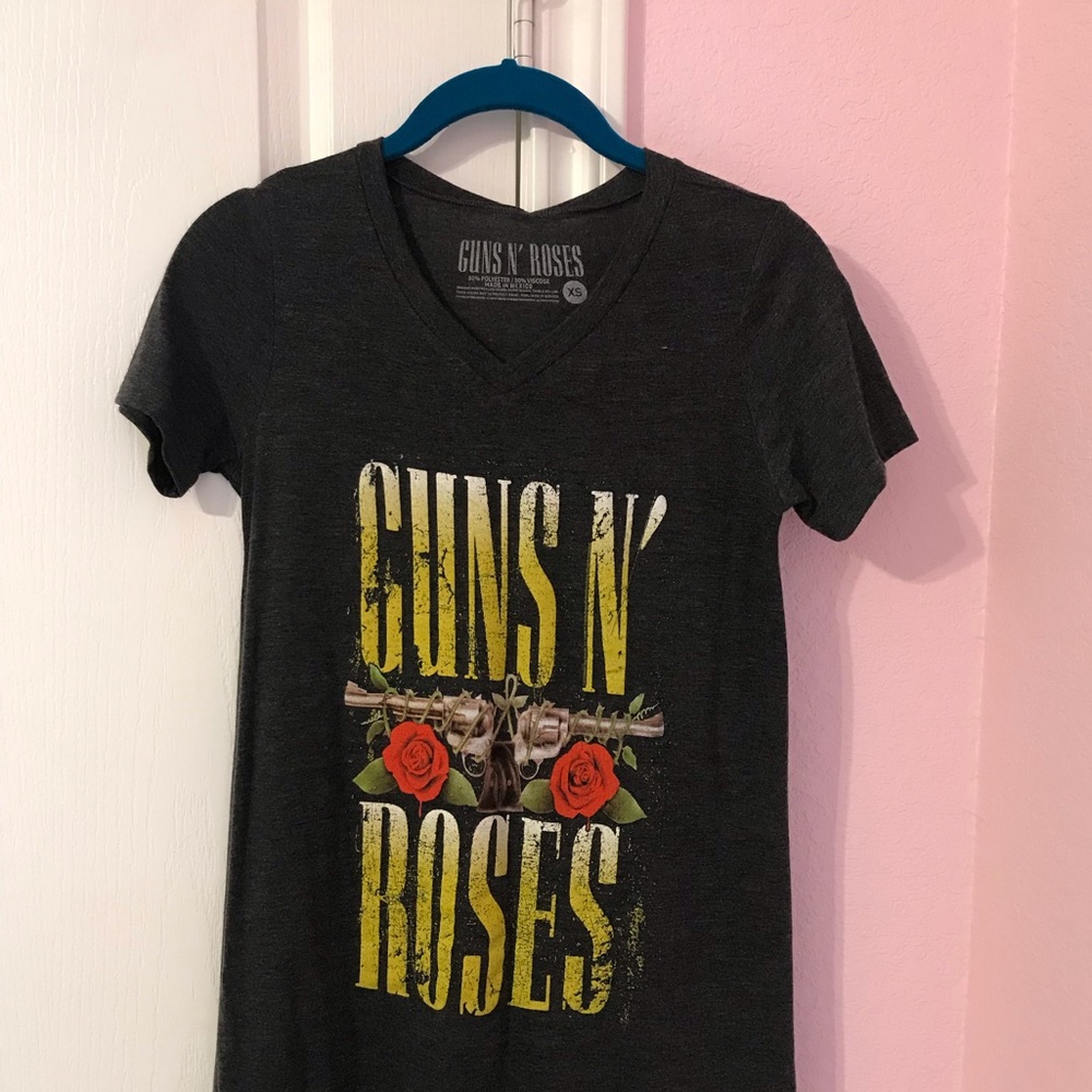 Guns and roses t-shirt